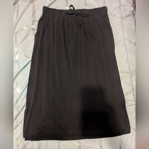 Like New St John's Bay Size Small Women's Black Modest Skirt